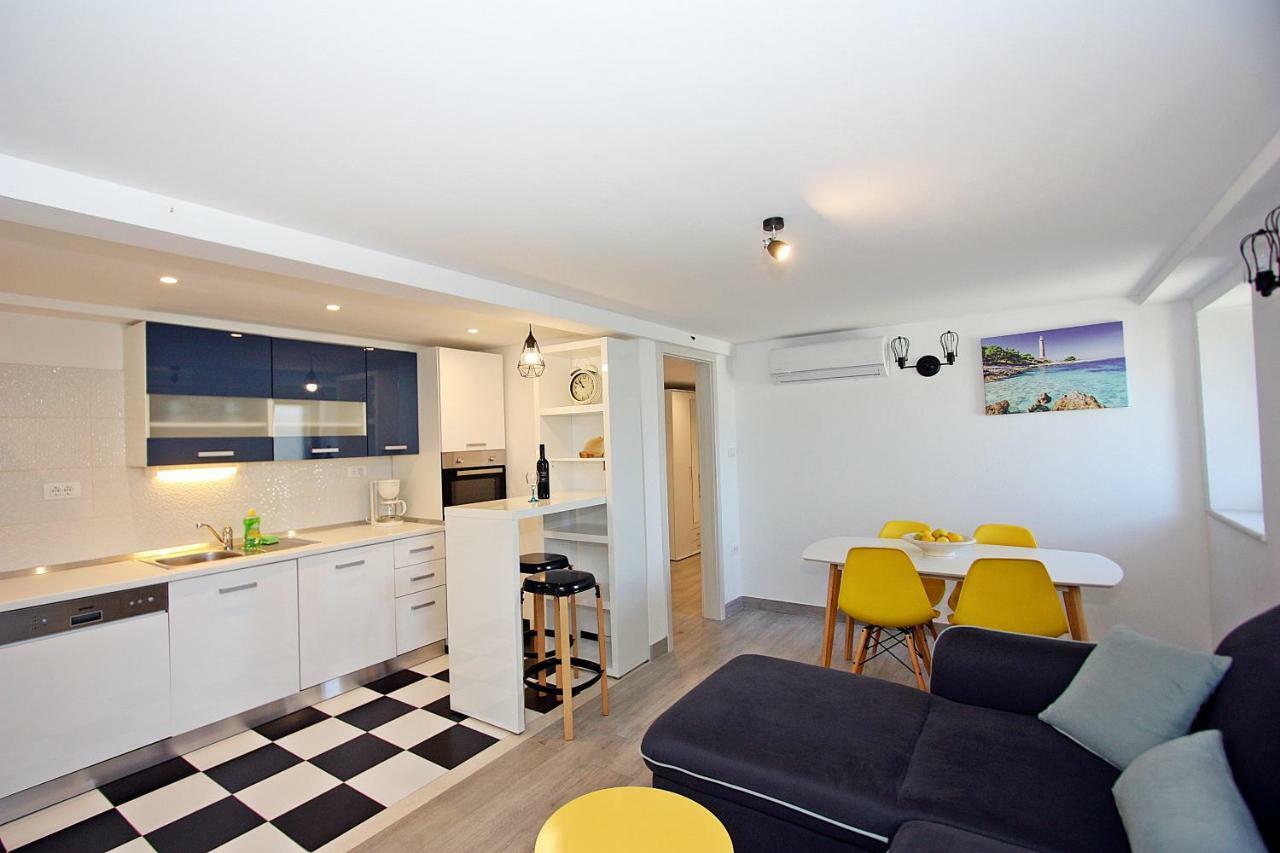 Apartman Ivana 스프리트스카 외부 사진